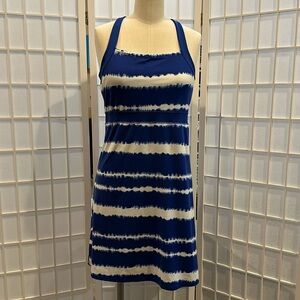 Active À-line dress
